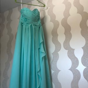 David’s Bridal Crinkle Chiffon dress